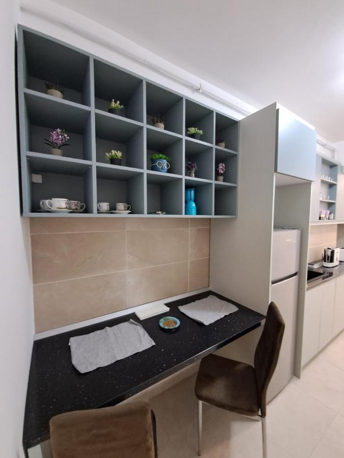 Happy Rental Apartments 2 كرايوفا المظهر الخارجي الصورة